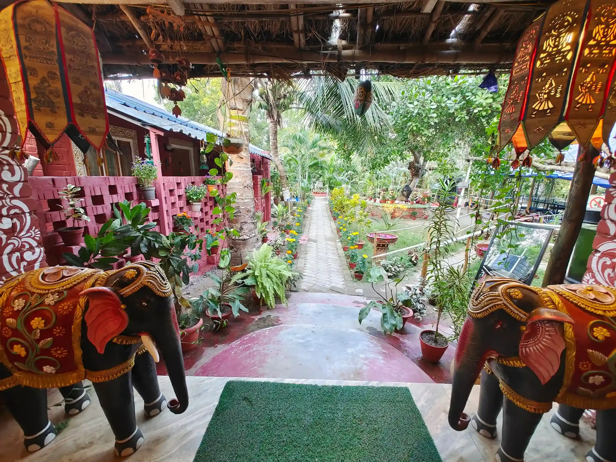 Hotels in Konark (10)