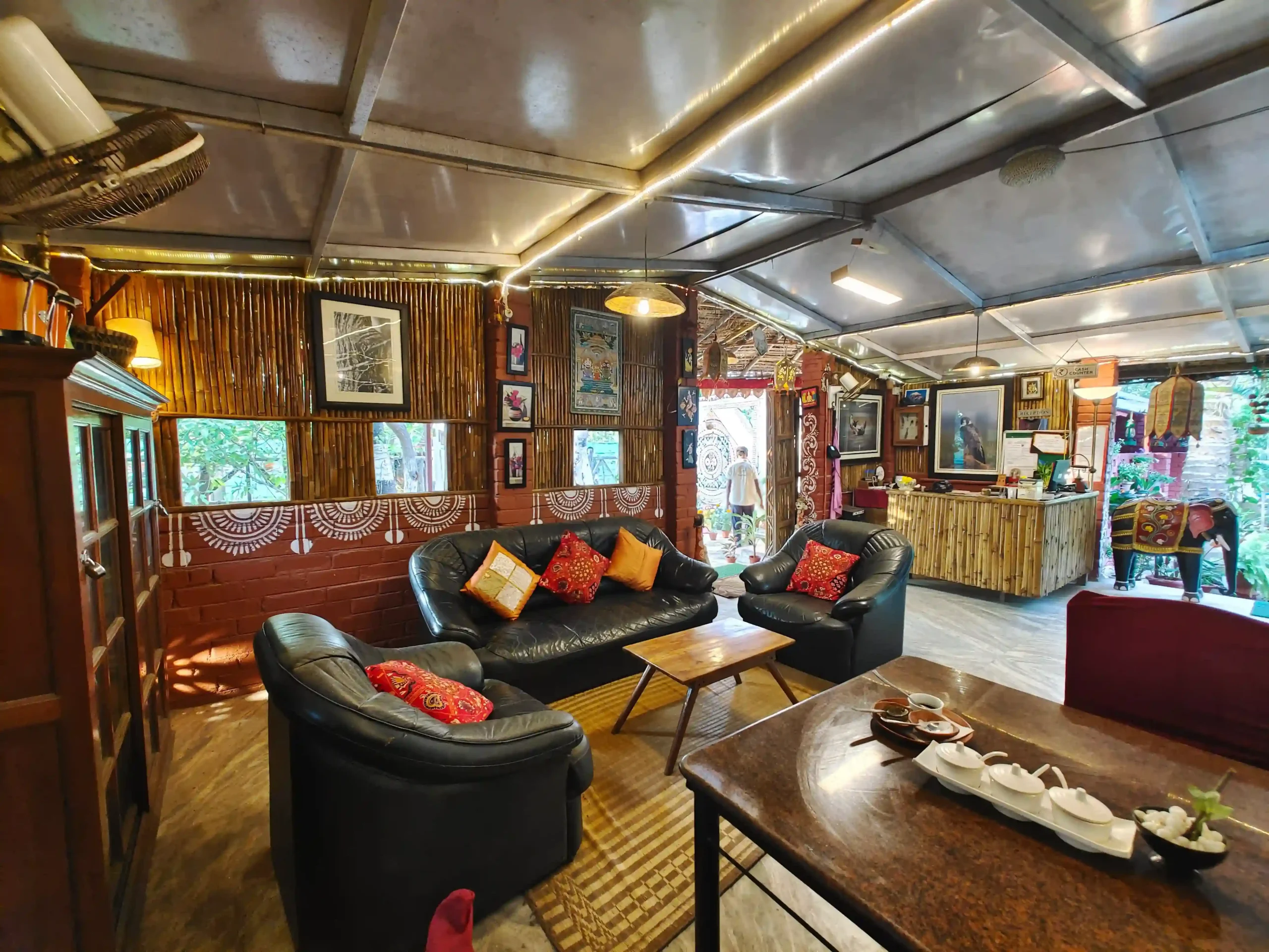 Hotels in Konark (8)