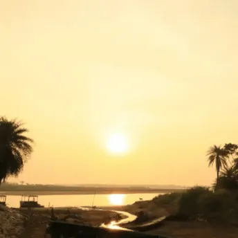 Riverside Eco Resort in Konar where guest can go boating